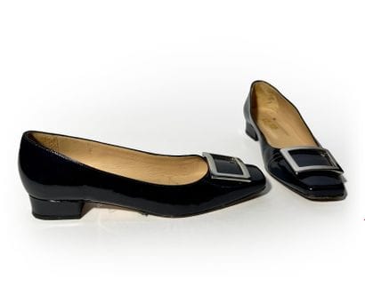Alain Jarian. Pair of blue patent pumps S39...