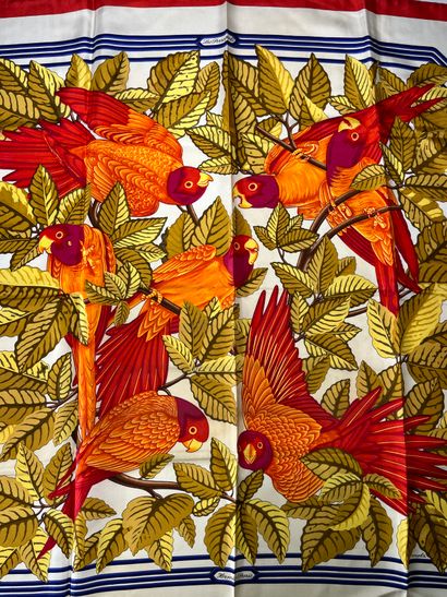 Hermès Paris. The parrots. Silk scarf 90x90...