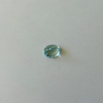 椭圆形切割海蓝宝石，重3.28克拉 - 可能产地为巴西 - 未经加热 - 未经处理。具有GFCO证书（瑞士实验室）N°AD14353P...