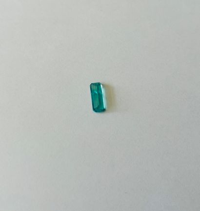 蓝/绿八角形磷灰石，重2.09克拉 - 可能产地巴西 - 未加热 - 未处理 尺寸：12.62...