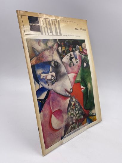 3 Volumes : 
- 