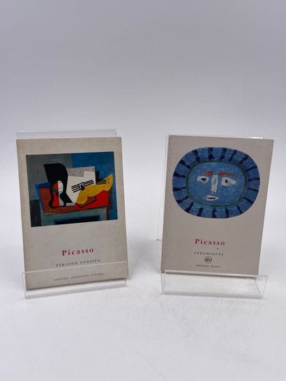 2 Volumes : 
- 