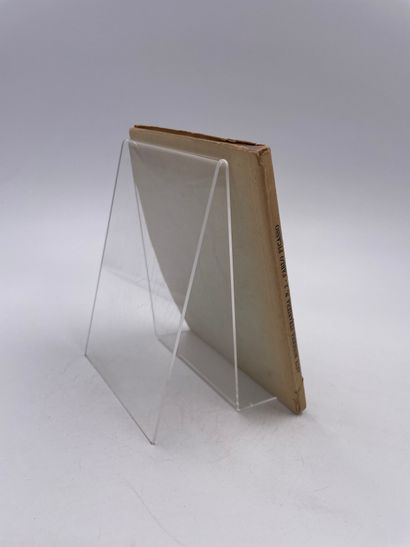 1 Volume : 