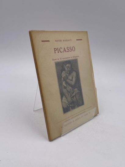 3 Volumes : 
- 