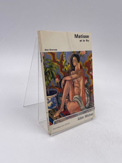 3 Volumes : 
- 