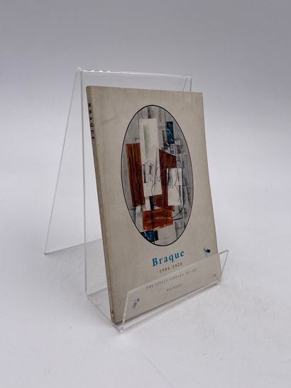 2 Volumes : 
- 
