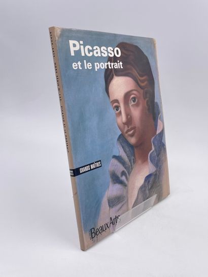 3 Volumes : 
- 