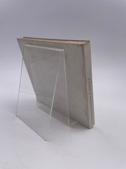1 Volume : 