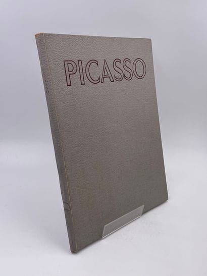 2 Volumes : 
- 
