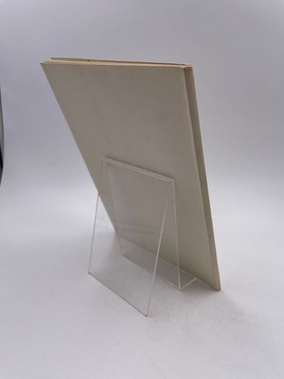 1 Volume : 