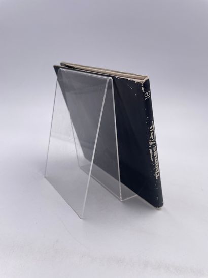1 Volume : 