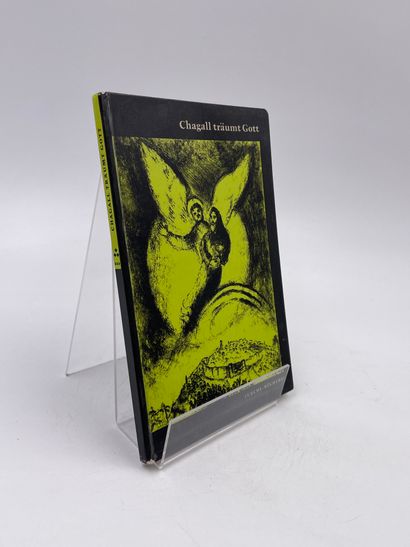 3 Volumes : 
- 