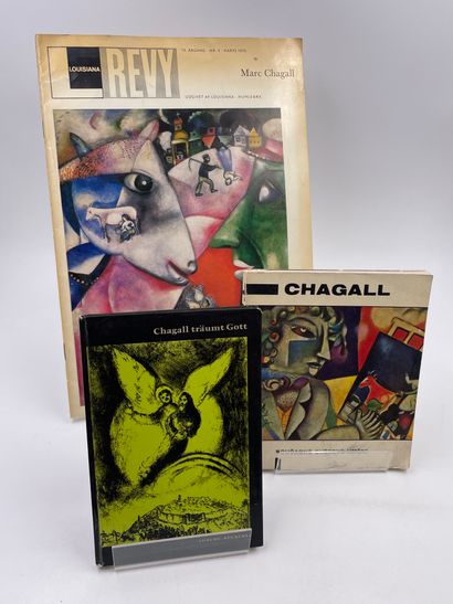 3 Volumes : 
- 