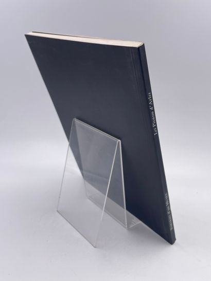 1 Volume : 
