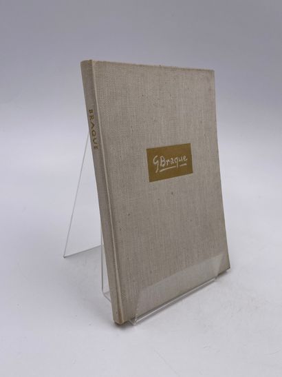 2 Volumes : 
- 
