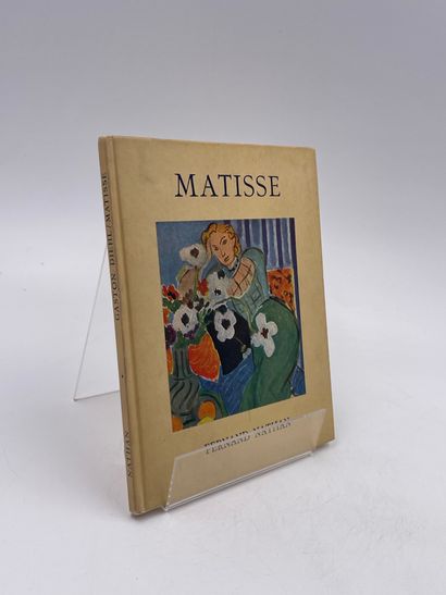 3 Volumes : 
- 
