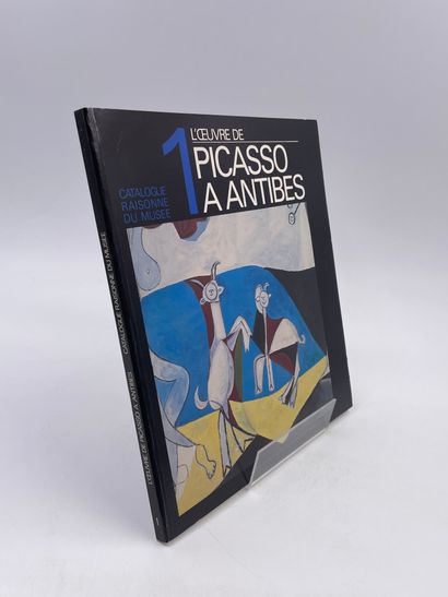 2 Volumes : 
- 