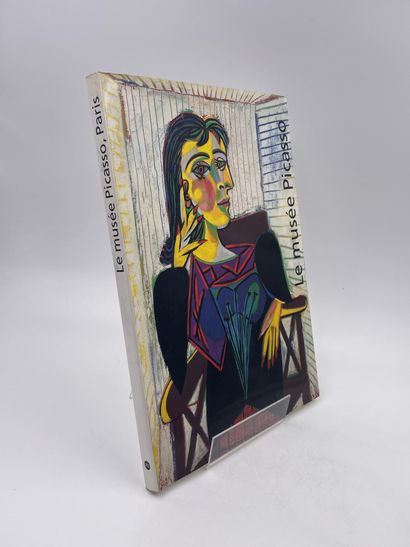 2 Volumes : 
- 