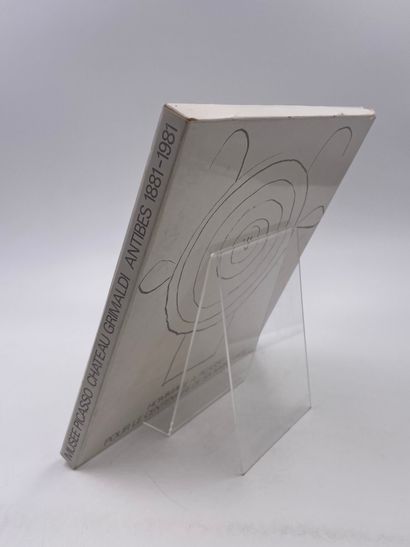 2 Volumes : 
- 