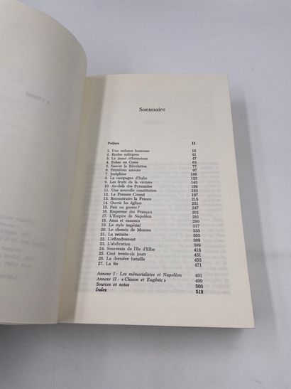 1卷：《拿破仑》，文森特-克罗宁，由雅克-莫达尔从英文翻译，阿尔宾-米歇尔编辑，...