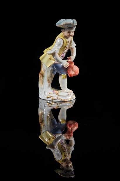 MEISSEN
Statuette of a gardener holding a...