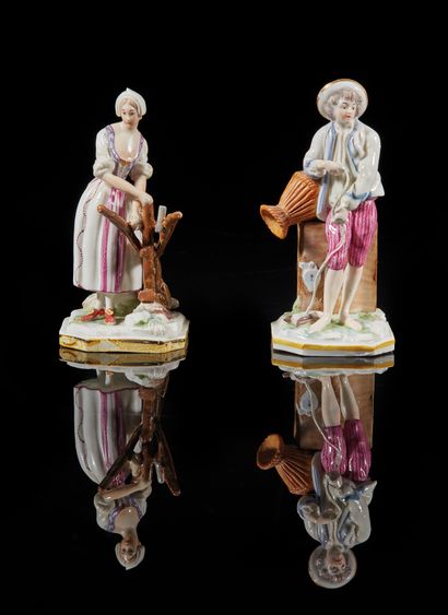NIDERVILLER
Two small porcelain statuettes,...