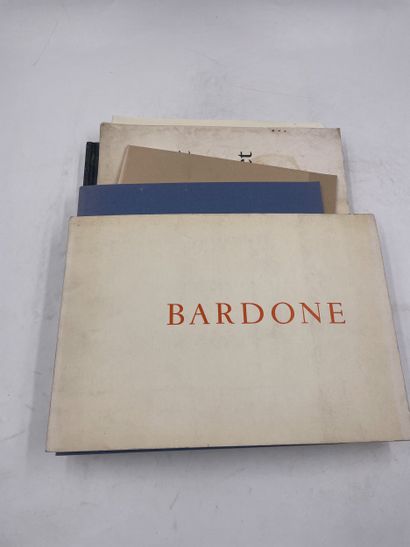 Fifteen small volumes on various modern artists...