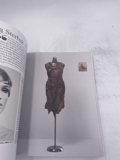 «Elles» - artistes femme dans la collection...