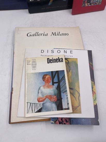 Sixteen volumes on various modern artists:...