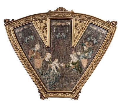 Fine broderie polychrome au point, principalement...