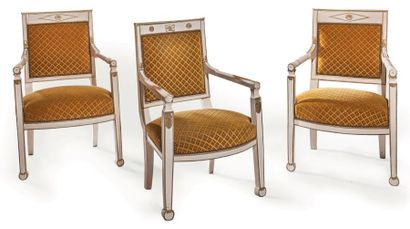 Paire de fauteuils et un fauteuil En bois...
