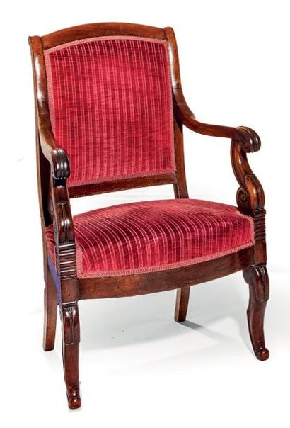 Fauteuil en acajou et placage d'acajou Epoque...