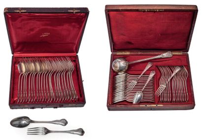 Ménagère en argent minerve modèle filet violoné...