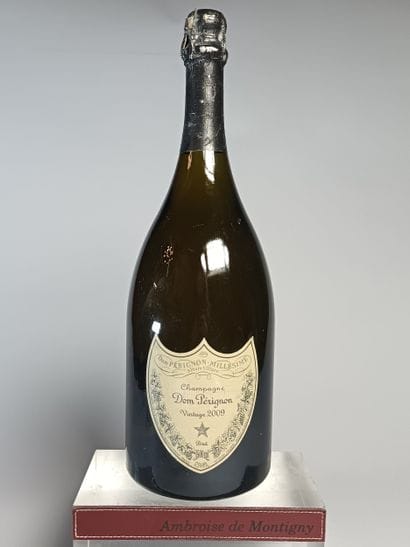 ** 1 Magnum CHAMPAGNE DOM PERIGNON Brut 2009...