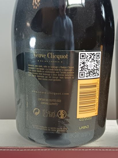 ** 3 Bottles CHAMPAGNE Veuve CLICQUOT 