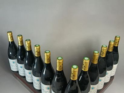 ** 12 Bouteilles BEAUNE 1er cru Le Clos des...