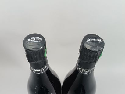 ** 2 Bottles CHAMPAGNE JACQUESSON AY 