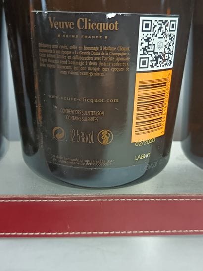 ** 6 Bottles CHAMPAGNE Veuve CLICQUOT 