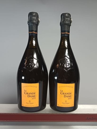 ** 2 Bottles CHAMPAGNE Veuve CLICQUOT 
