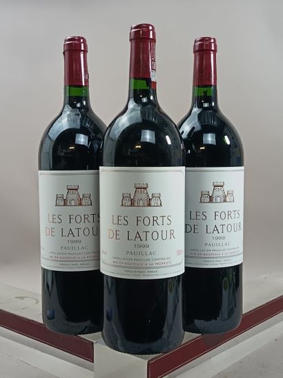 3 Magnums FORTS de LATOUR 1999 2nd vin de...