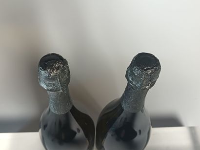 ** 2 Bouteilles CHAMPAGNE DOM PERIGNON Brut...