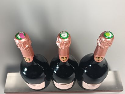 ** 3 Bottles CHAMPAGNE TAITTINGER Comtes...