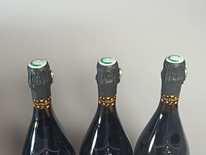 ** 3 Bottles CHAMPAGNE Veuve CLICQUOT 