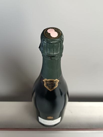 ** 1 Bottle CHAMPAGNE BOLLINGER 
