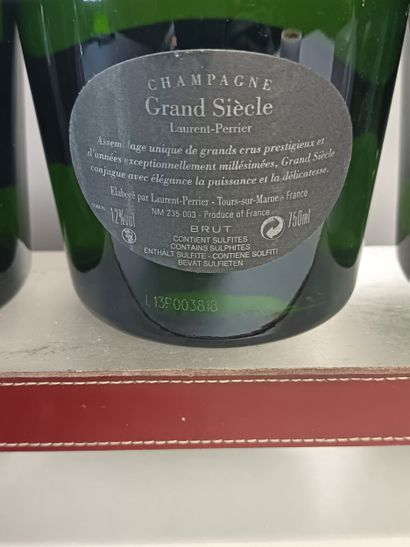** 4 Bottles CHAMPAGNE LAURENT PERRIER GRAND...