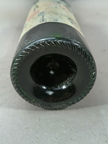 1 bottle PETRUS 1984 - Pomerol Label damaged....
