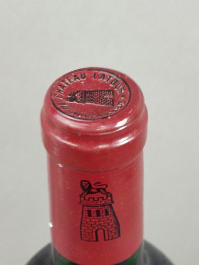1 Bottle Château LATOUR 1992 - 1er Gcc Pauillac...