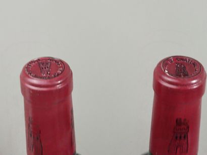 2 Bottles Château LATOUR 1999 - 1er Gcc ...