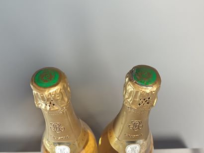 ** 2 Bouteilles CHAMPAGNE CRISTAL de ROEDERER...