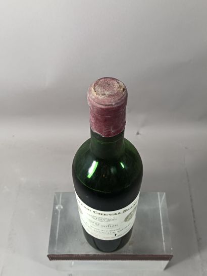 1 bottle Château CHEVAL BLANC 1969 - 1er...